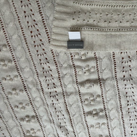 McGee & Co Cream Wool Blend Cable Knit Blanket Size 50” X 60” - Picture 9 of 11